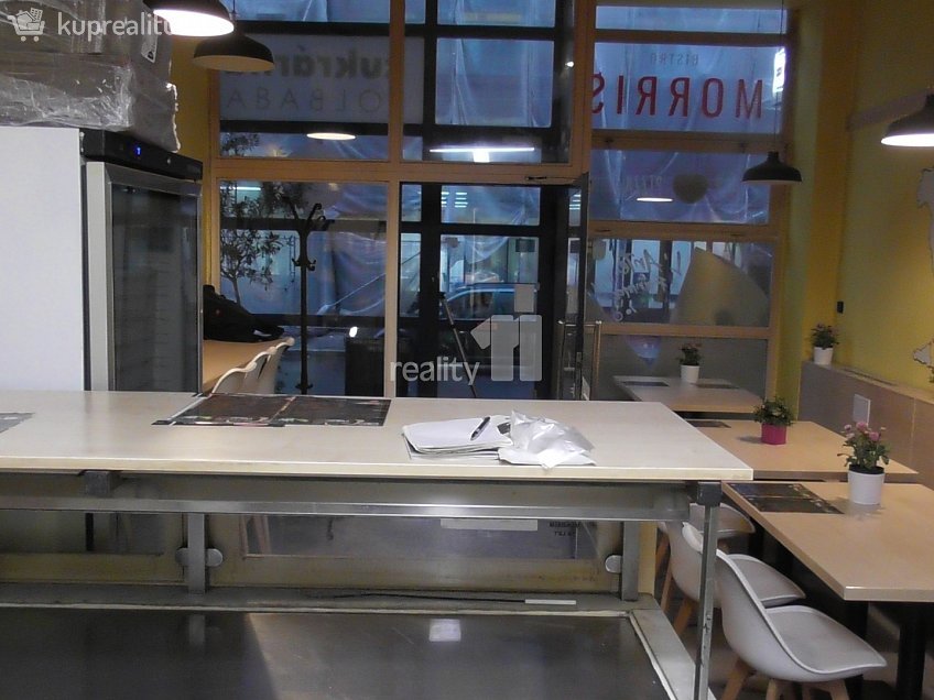 Pronájem  restauračního zařízení 65 m^2 Čs. legií, Ostrava 