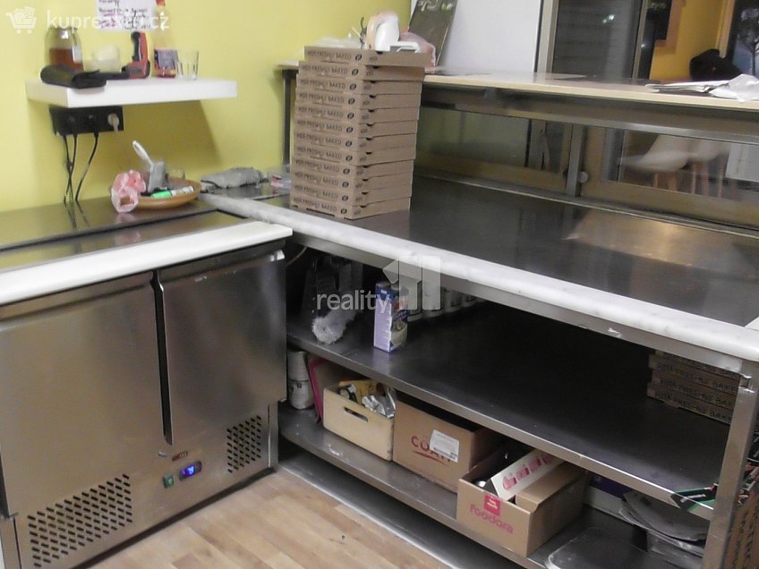 Pronájem  restauračního zařízení 65 m^2 Čs. legií, Ostrava 