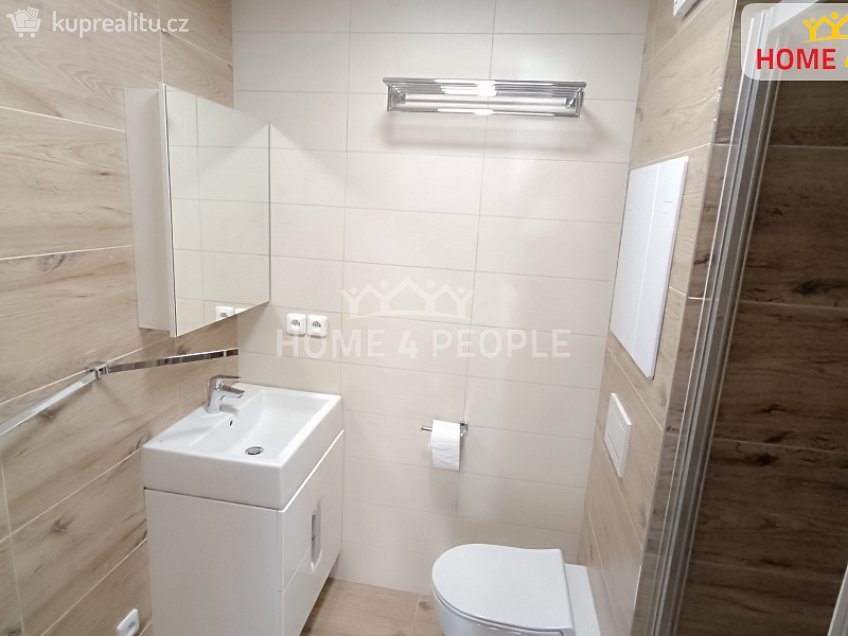 Pronájem bytu 2+1 62 m^2 Sídliště, Moravský Krumlov 