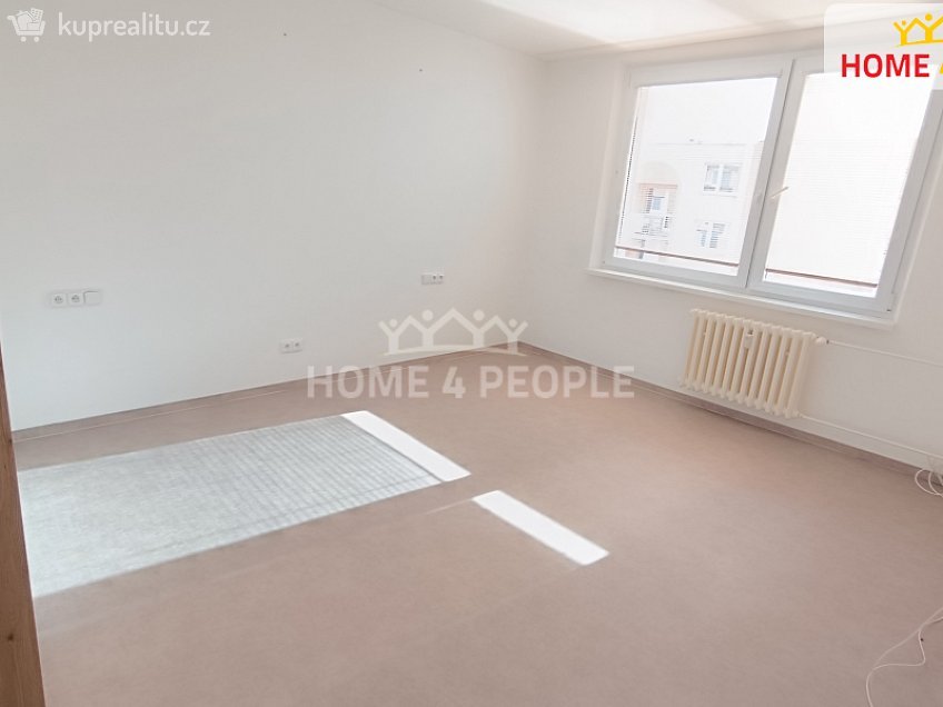 Pronájem bytu 2+1 62 m^2 Sídliště, Moravský Krumlov 