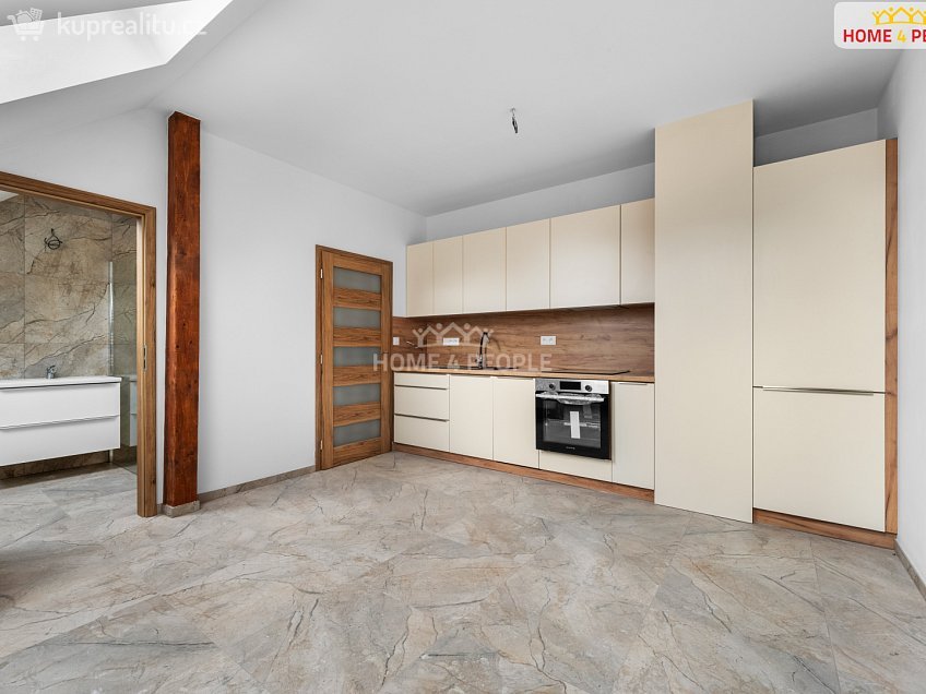 Pronájem bytu 2+kk 33 m^2 Chrášťany, Chrášťany 