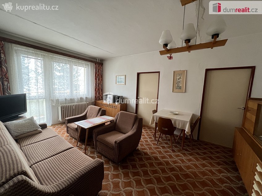 Prodej bytu 3+1 67 m^2 1. máje, Rožnov pod Radhoštěm 