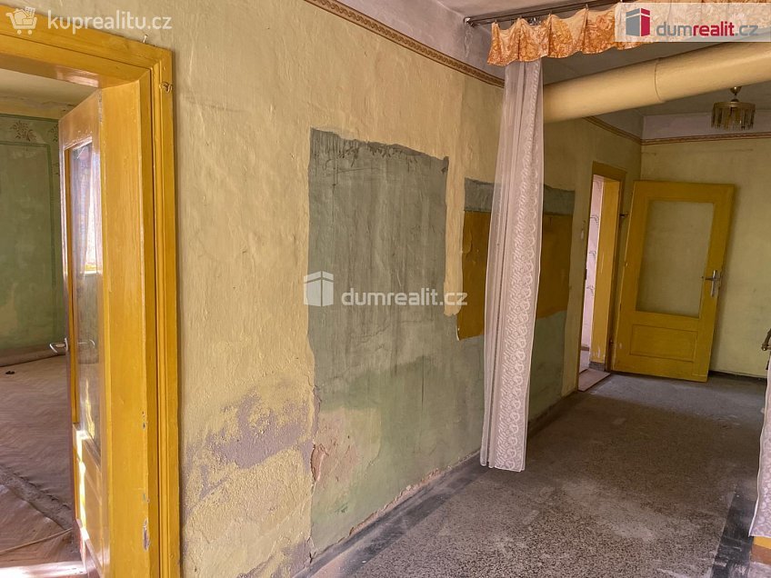 Prodej  rodinného domu 140 m^2 Hraniční, Brumovice 