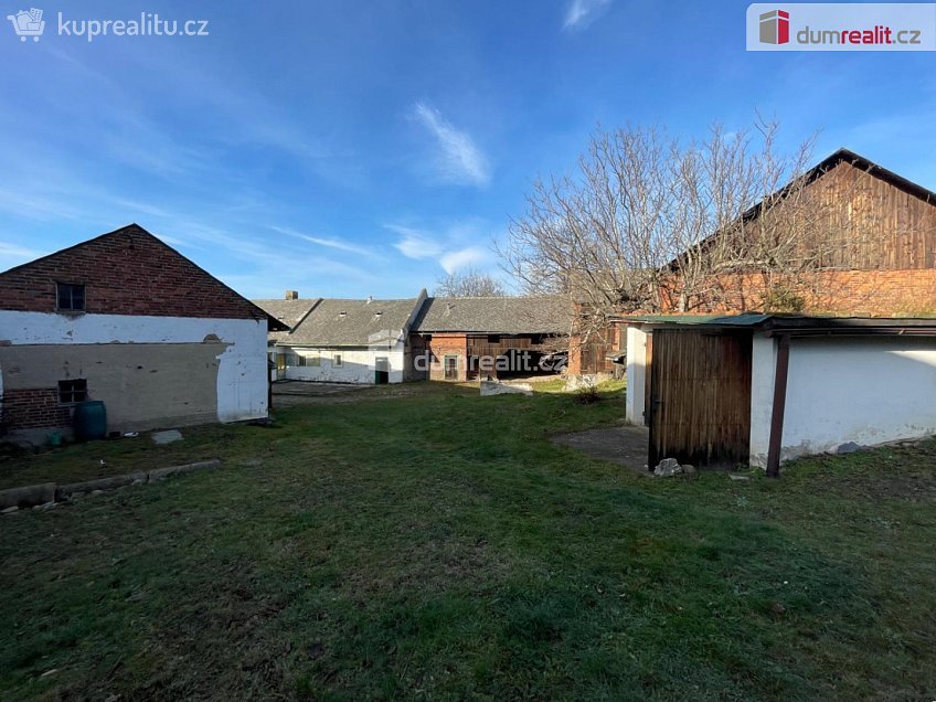 Prodej  rodinného domu 140 m^2 Hraniční, Brumovice 