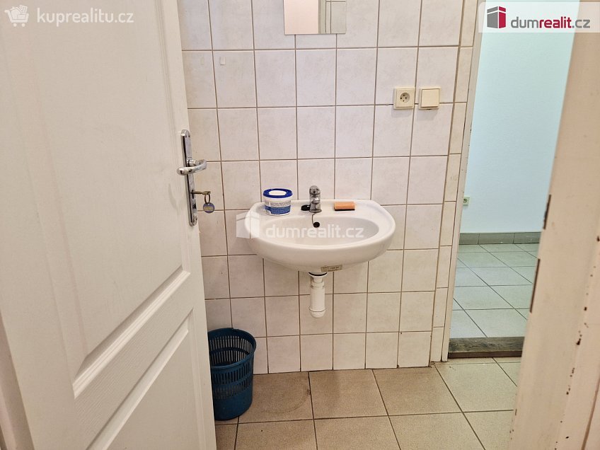 Pronájem  komerční reality 79 m^2 Rudolfov, Rudolfov 