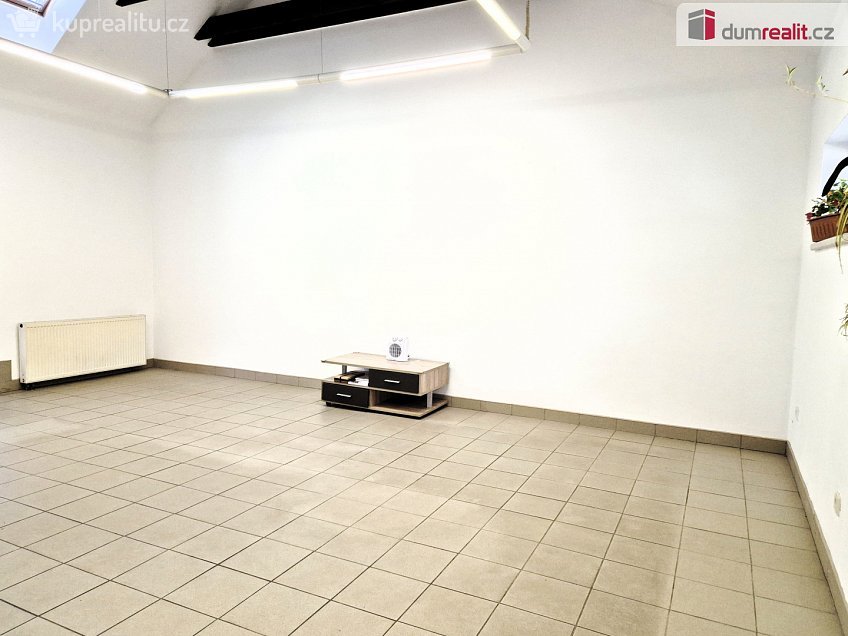 Pronájem  komerční reality 79 m^2 Rudolfov, Rudolfov 