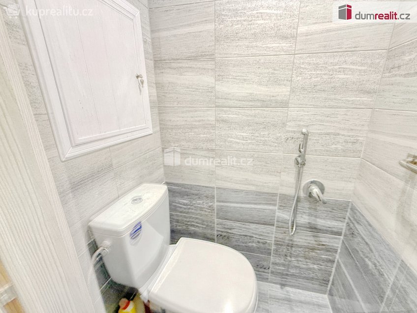 Pronájem bytu 2+1 68 m^2 Větrná, Ústí nad Labem 