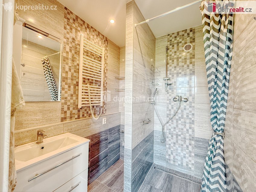 Pronájem bytu 2+1 68 m^2 Větrná, Ústí nad Labem 