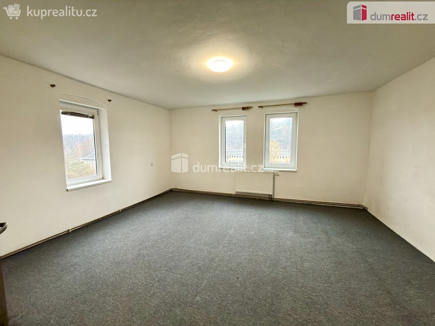 Pronájem bytu 3+1 78 m^2 Teplická, Jílové 
