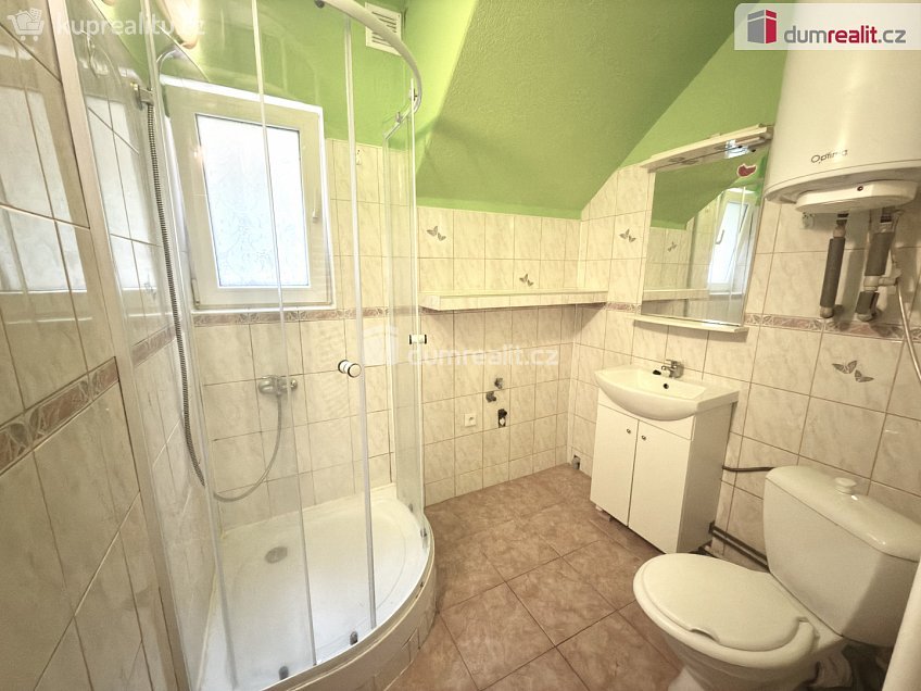 Pronájem bytu 3+1 78 m^2 Teplická, Jílové 