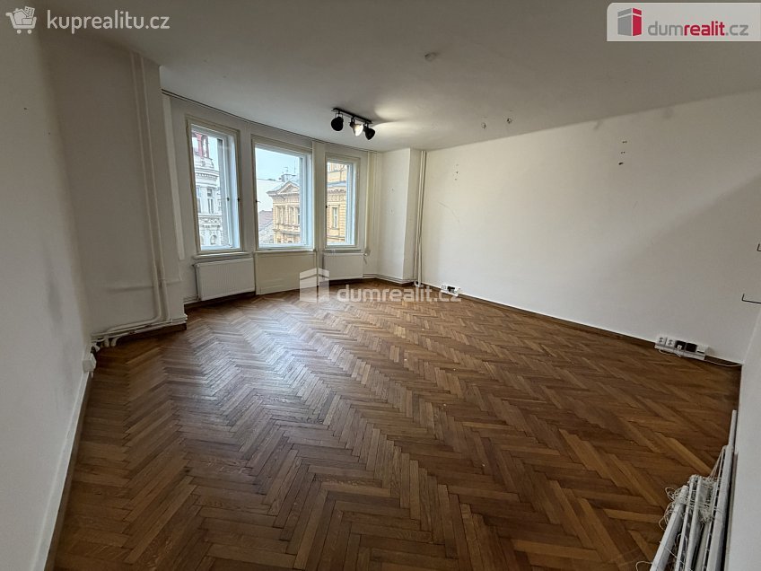 Pronájem  kanceláře 82 m^2 Vodičkova, Praha 1 