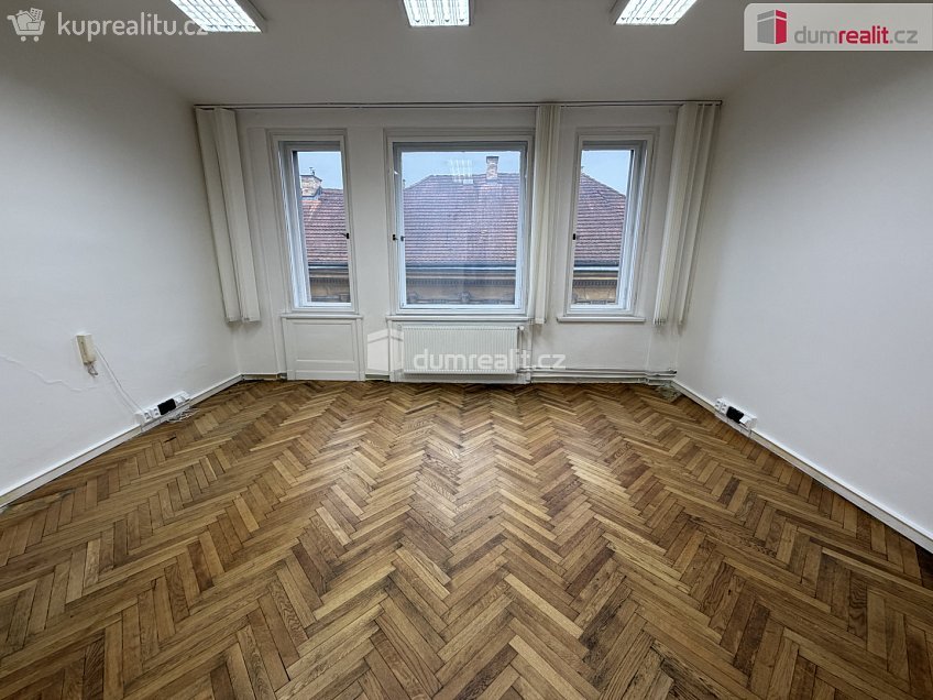Pronájem  kanceláře 35 m^2 Vodičkova, Praha 1 