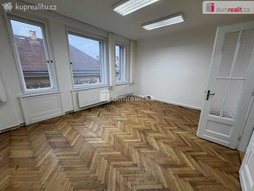 Pronájem  kanceláře 35 m^2 Vodičkova, Praha 1 