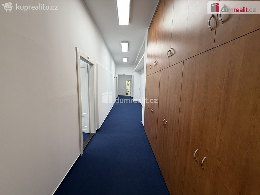 Pronájem  kanceláře 143 m^2 Vodičkova, Praha 1 