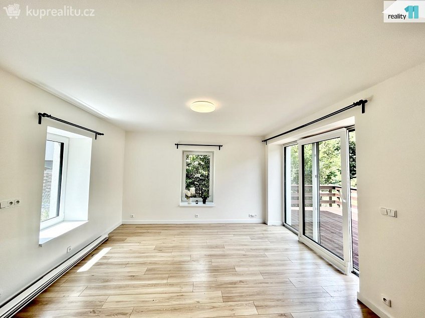 Prodej  rodinného domu 94 m^2 K Dubovému mlýnu, Praha 6 