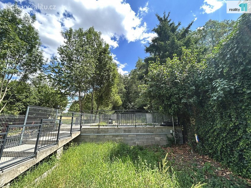 Prodej  rodinného domu 94 m^2 K Dubovému mlýnu, Praha 6 