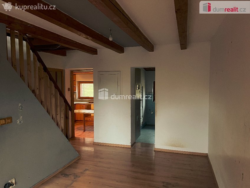 Prodej  usedlosti 5156 m^2 U Zastávky, Šenov u Nového Jičína 