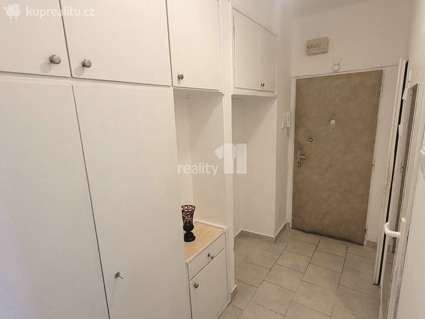 Prodej bytu 2+1 53 m^2 Myslivečkova, Praha 6 