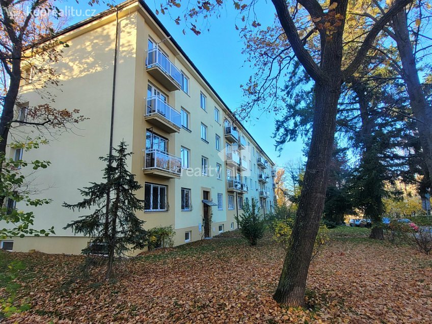 Prodej bytu 2+1 53 m^2 Myslivečkova, Praha 6 