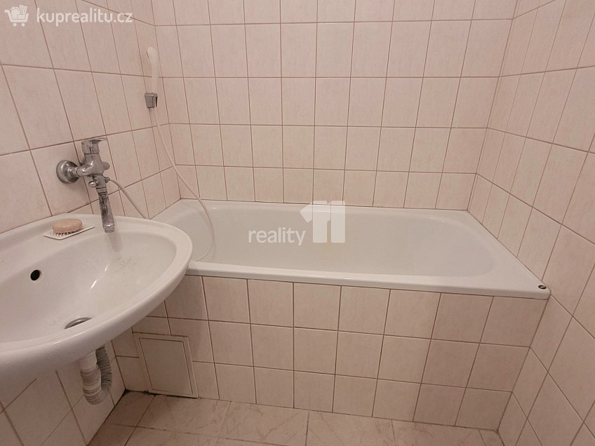 Prodej bytu 2+1 53 m^2 Myslivečkova, Praha 6 