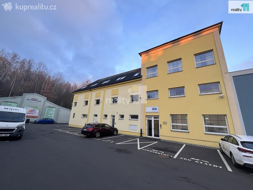 Pronájem  obchodních prostor 47 m^2 Chebská, Karlovy Vary 