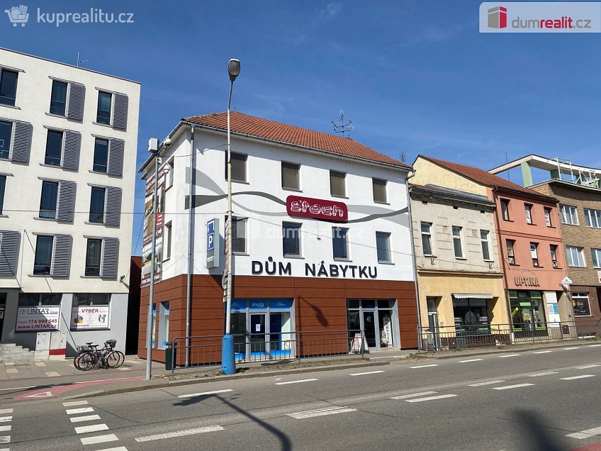 Pronájem  obchodních prostor 15 m^2 náměstí T. G. Masaryka, Břeclav 