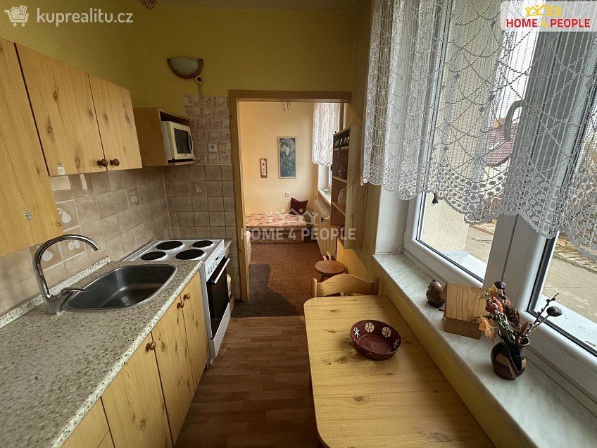 Prodej bytu 3+kk 62 m^2 Komenského, Golčův Jeníkov 