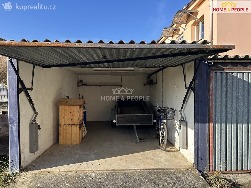 Prodej bytu 3+kk 62 m^2 Komenského, Golčův Jeníkov 