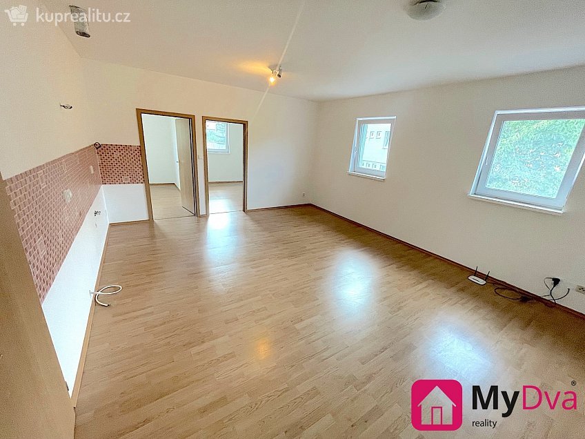 Pronájem bytu 3+kk 60 m^2 Sklepní, Hrušovany nad Jevišovkou 