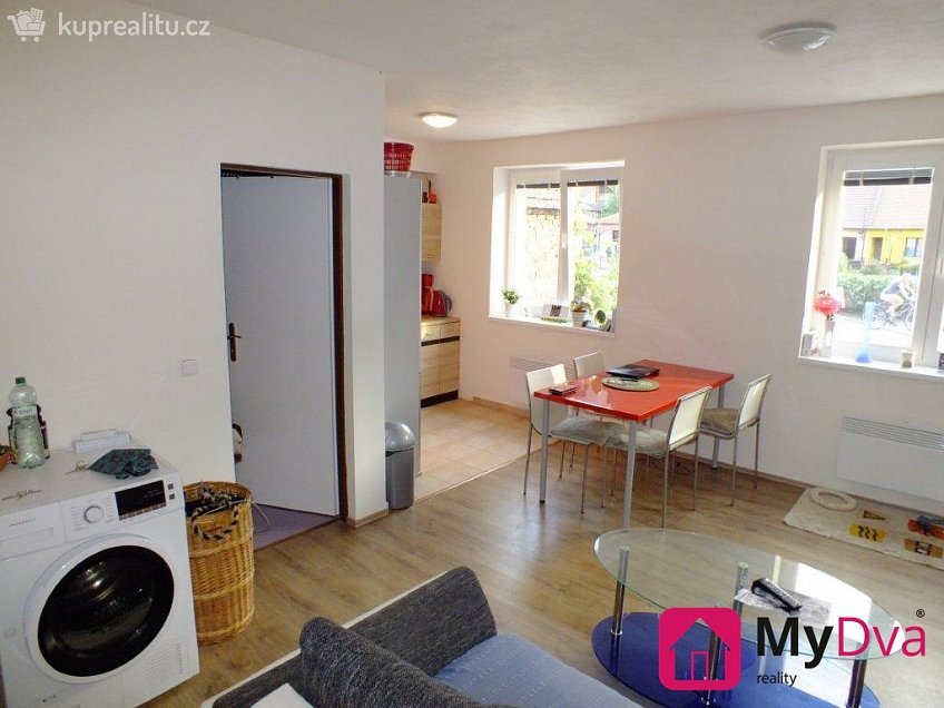 Pronájem bytu 3+kk 57 m^2 Růžová, Oslavany 