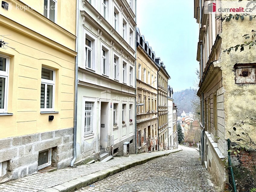 Prodej bytu 4+1 119 m^2 Kolmá, Karlovy Vary 