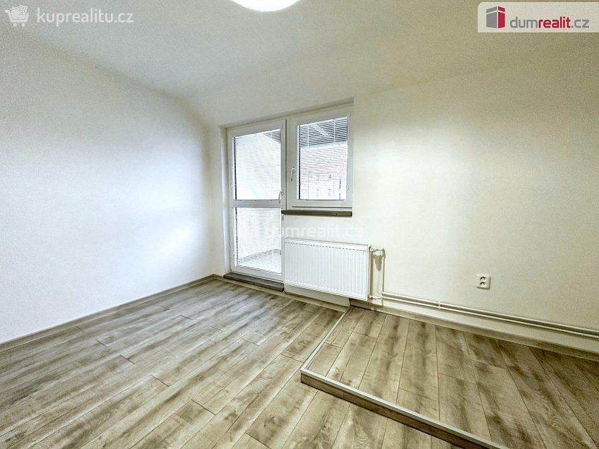 Prodej bytu 4+1 119 m^2 Kolmá, Karlovy Vary 