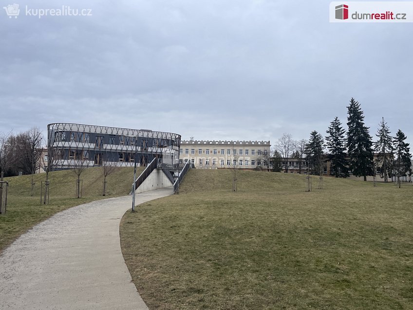 Pronájem bytu 3+1 78 m^2 Jana Šťastného, Mníšek pod Brdy 