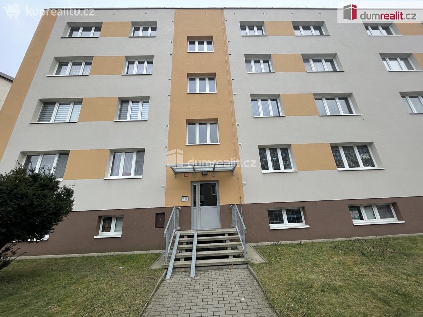 Pronájem bytu 3+1 78 m^2 Jana Šťastného, Mníšek pod Brdy 