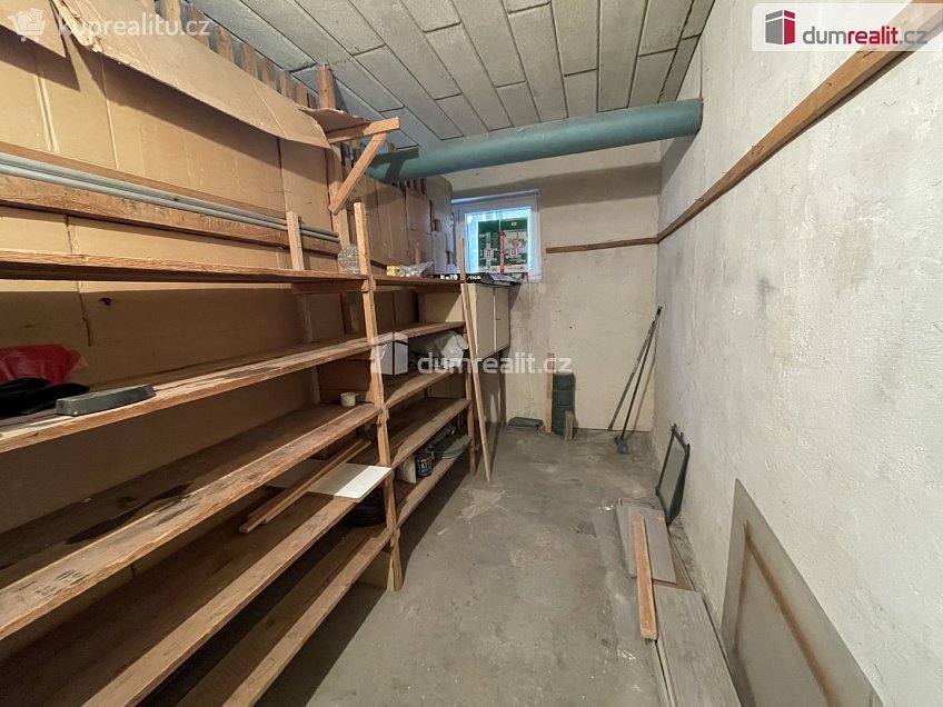 Pronájem bytu 3+1 78 m^2 Jana Šťastného, Mníšek pod Brdy 