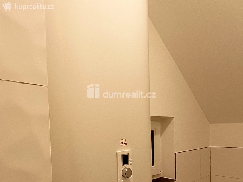 Pronájem bytu 1+1 42 m^2 Žerotínova, Děčín 