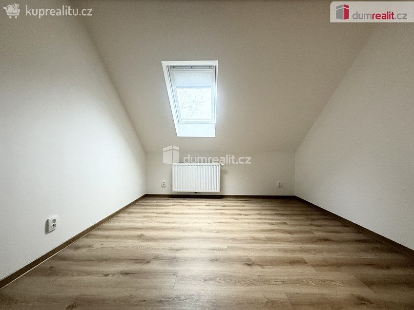 Pronájem bytu 4+1 128 m^2 Zahradní, Ústí nad Labem 