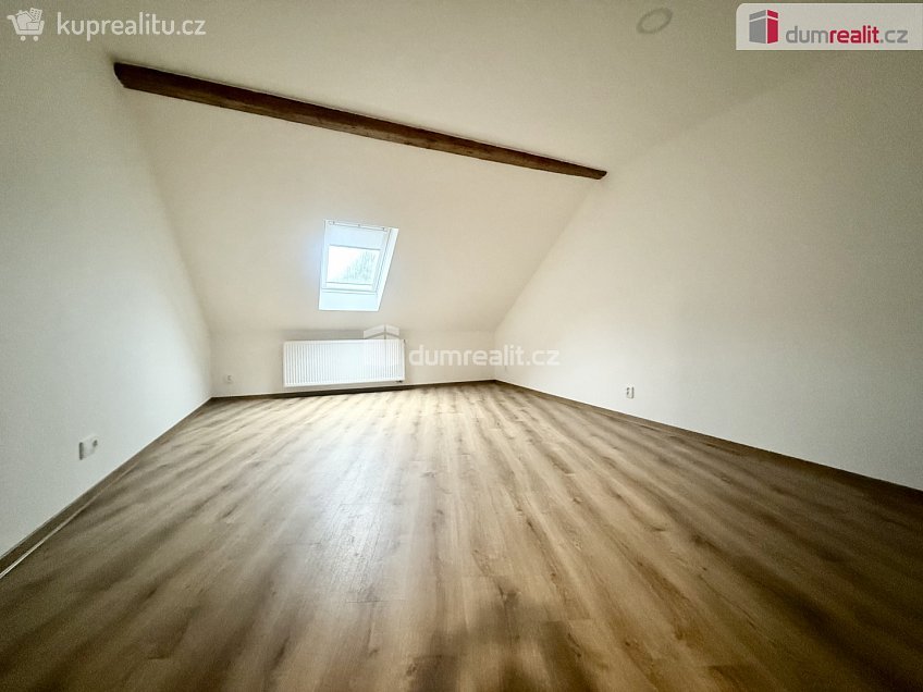 Pronájem bytu 4+1 128 m^2 Zahradní, Ústí nad Labem 