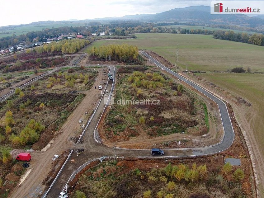 Prodej  stavebního pozemku 1659 m^2 Ostrov, Ostrov 