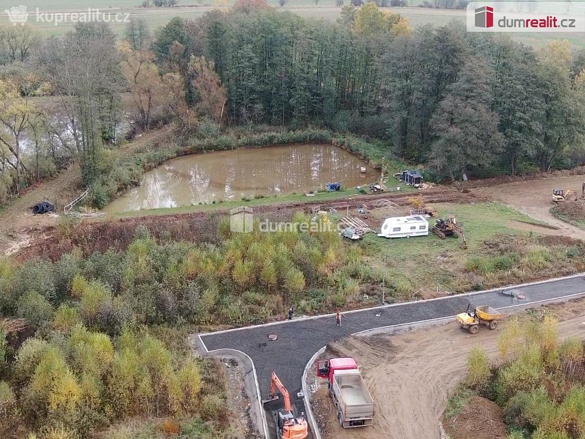 Prodej  stavebního pozemku 1659 m^2 Ostrov, Ostrov 