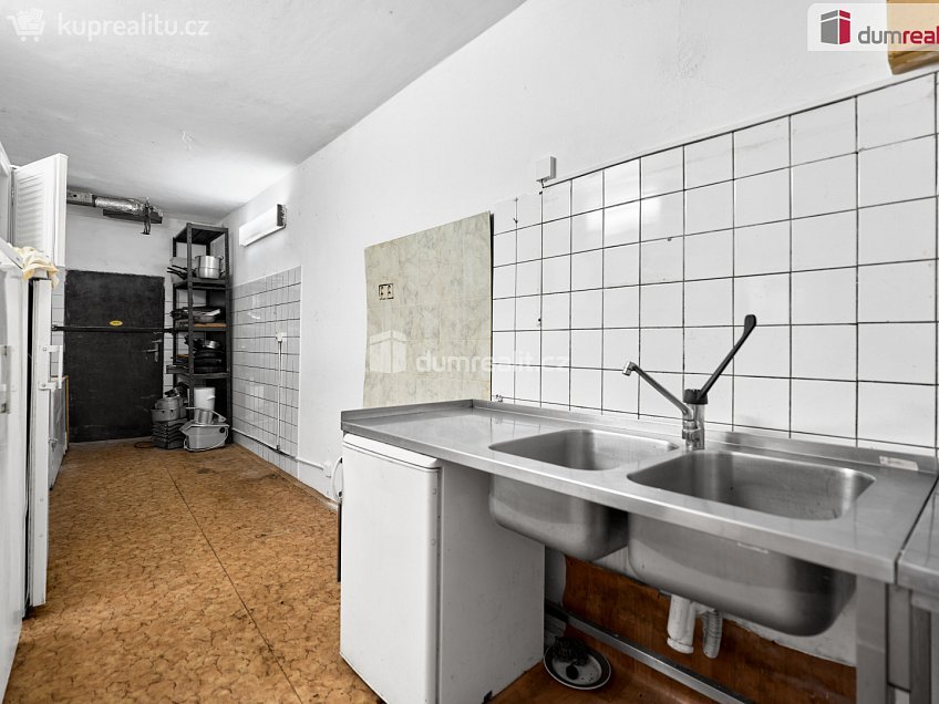 Prodej  rodinného domu 397 m^2 Dlouhá, Karlovy Vary 