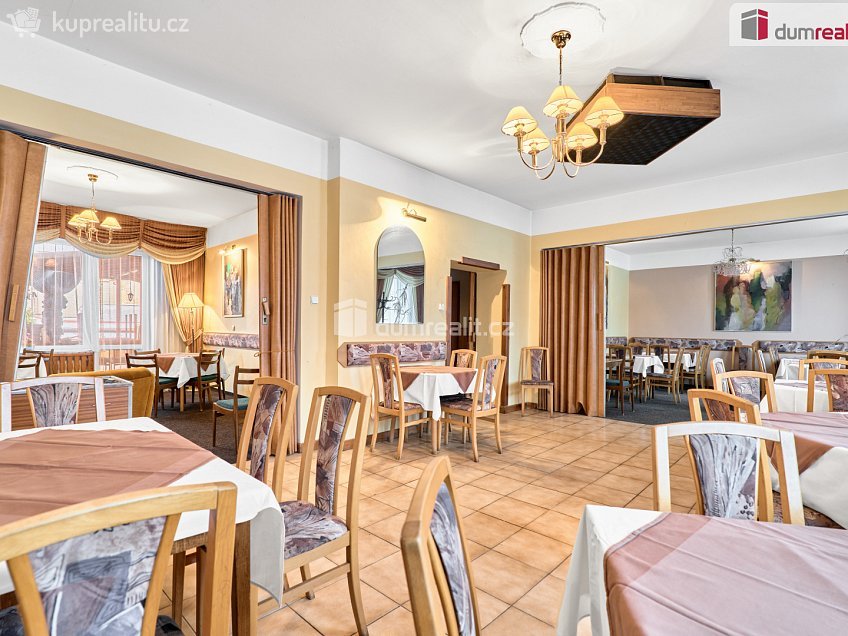 Prodej  rodinného domu 397 m^2 Dlouhá, Karlovy Vary 