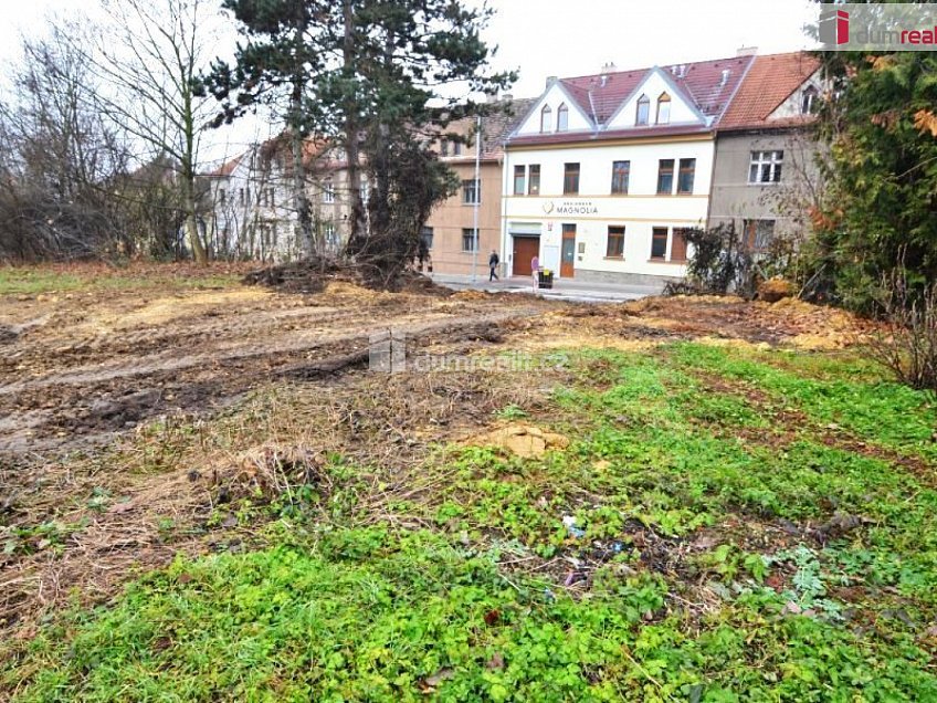 Prodej  stavebního pozemku 909 m^2 Davídkova, Praha 8 