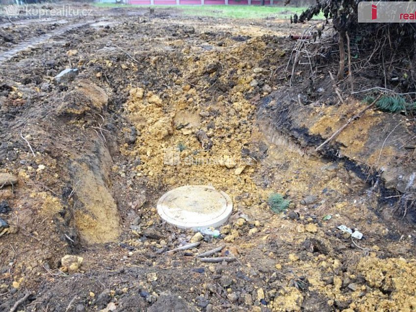 Prodej  stavebního pozemku 909 m^2 Davídkova, Praha 8 