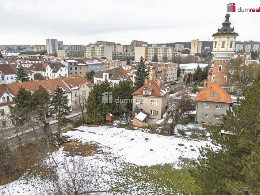 Prodej  stavebního pozemku 909 m^2 Davídkova, Praha 8 