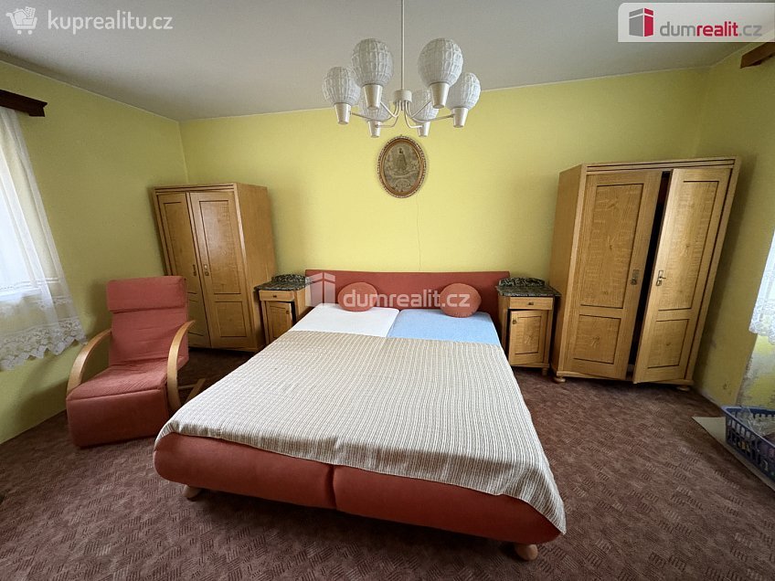 Prodej  rodinného domu 140 m^2 Klostermannova, Štěkeň 