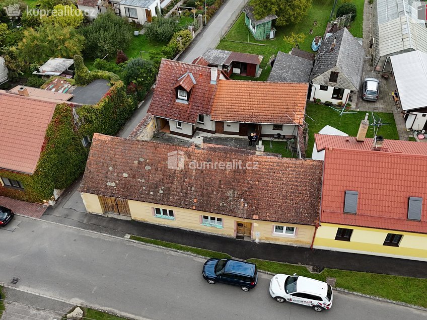 Prodej  rodinného domu 140 m^2 Klostermannova, Štěkeň 