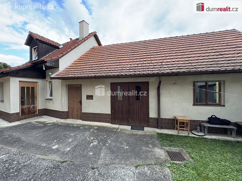 Prodej  rodinného domu 140 m^2 Klostermannova, Štěkeň 