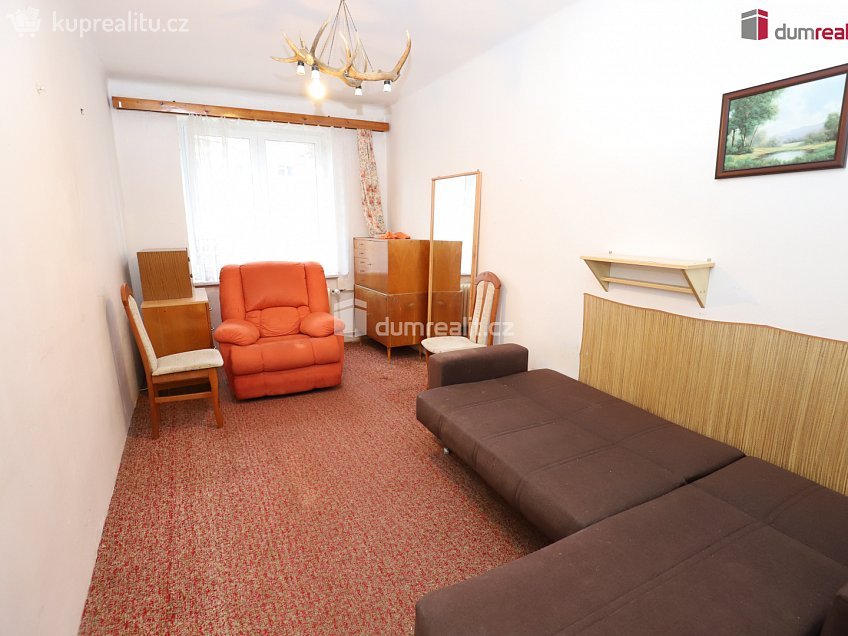 Pronájem bytu 3+1 66 m^2 Libušina, Mariánské Lázně 