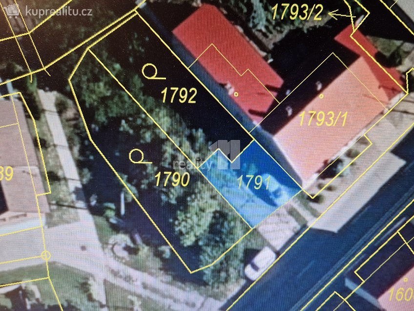 Prodej  stavebního pozemku 379 m^2 Josefovská, Dolní Bojanovice 